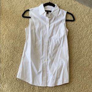 Sleeveless white and black pin strip top